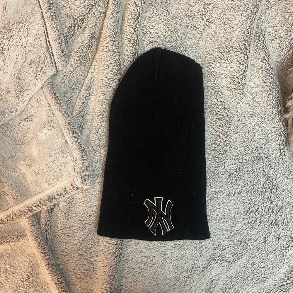Black Yankees beanie